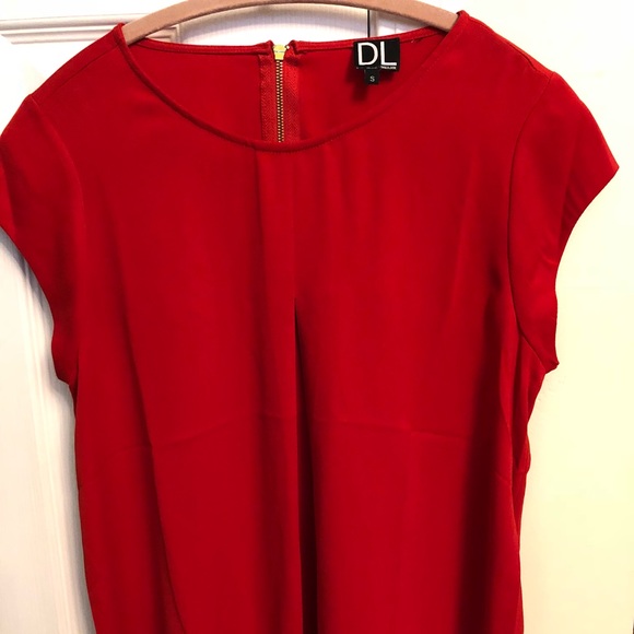 Red Top - Picture 1 of 3